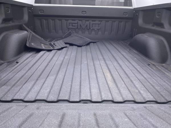 2015 GMC Sierra 1500 Crew Cab SLT Pickup 4D 5 3/4 ft pickup Silver -... for sale in Riverdale, IL – photo 24