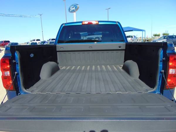 2018 Chevy Silverado 1500 Lt 4x4 (*Mileage: 65,170!) - cars & trucks... for sale in Devine, TX – photo 18