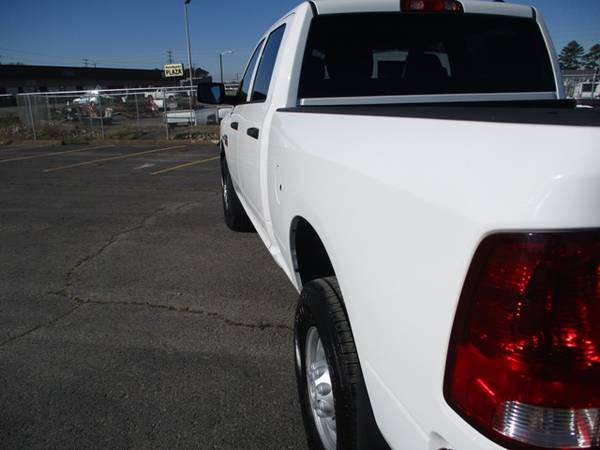 2012 RAM 2500 ST Crew Cab 4wd 5.7 Hemi V8 - cars & trucks - by... for sale in Lawrenceburg, TN – photo 7