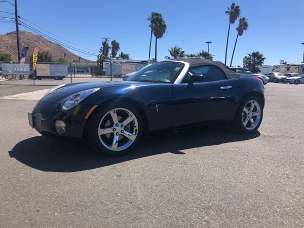2006 Pontiac Solstice Roadster - - by dealer - vehicle for sale in Moreno Valley, CA – photo 2