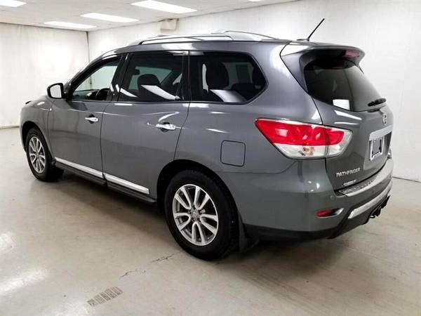 2015 NISSAN PATHFINDER! 3RD ROW! LEATHER! 4X4! $500 DOWN!... for sale in Chickasaw, OH – photo 2