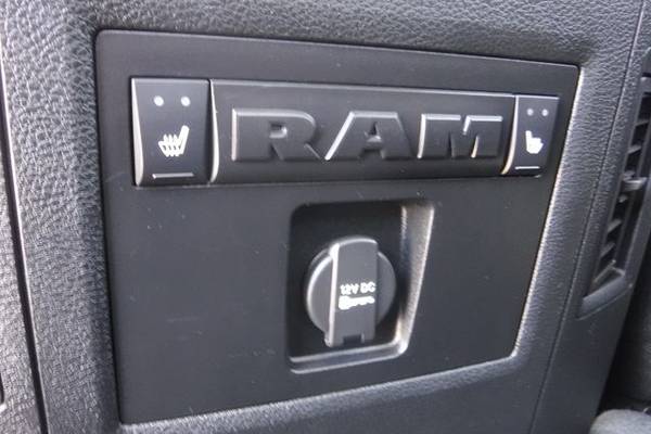 2016 Ram 1500 4WD Crew Cab Laramie 30 min South of KC for sale in Harrisonville, MO – photo 9