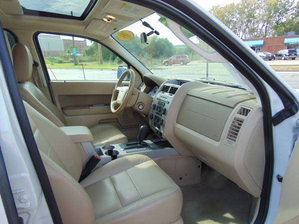 2009 Ford Escape XLT $5,999.00 A&D Premier Auto for sale in Cedar Rapids, IA – photo 2