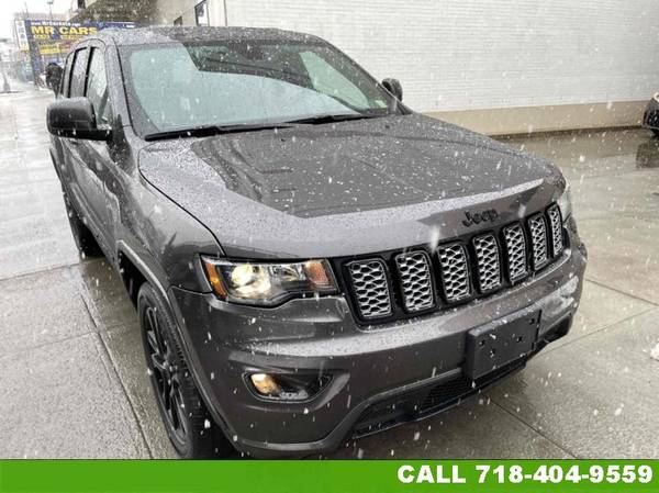 2018 Jeep Grand Cherokee Altitude SUV - - by dealer for sale in elmhurst, NY – photo 2