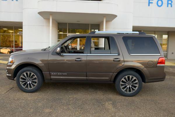 2016 Lincoln Navigator Select suv Brown - - by dealer for sale in Camden, AR – photo 3
