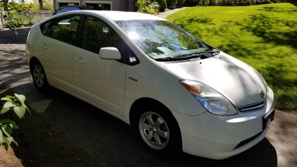2008 Toyota Prius Hybrid with 56, 000 ORIGINAL MILES! - cars & for sale in North Branford , CT – photo 2