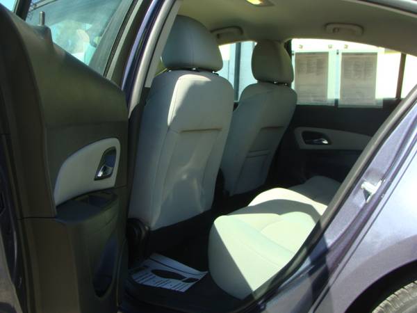2014 CHEVROLET CRUZE LT LOW MILES ONE OWNER - - by for sale in Tulare, CA – photo 6