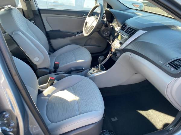 2017 Hyundai Accent SE - wow 64k miles *** Excellent Condition ** -... for sale in Mesa, AZ – photo 5