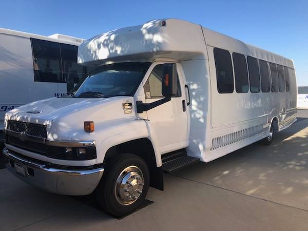 Chevrolet C 5500 Shuttle Bus / limo for sale in Palmdale, CA – photo 2