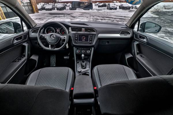 2019 Volkswagen Tiguan 2 0T S 4MOTION Platinum for sale in Oak Forest, IL – photo 18
