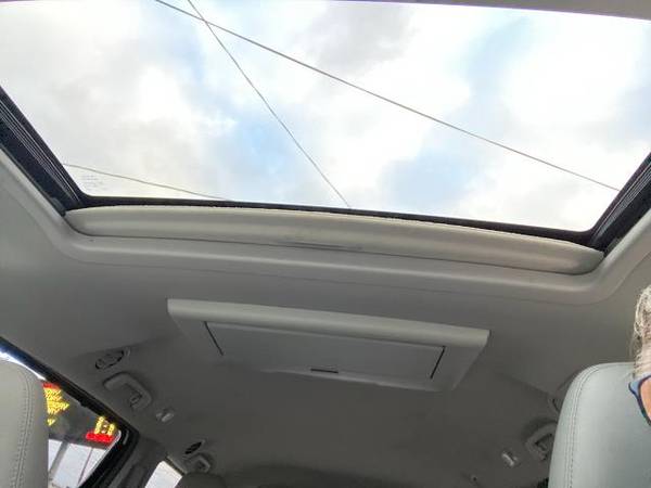 2017 Toyota Sienna XLE Auto Access Seat FWD 7-Passenger (Natl) -... for sale in Scranton, PA – photo 14