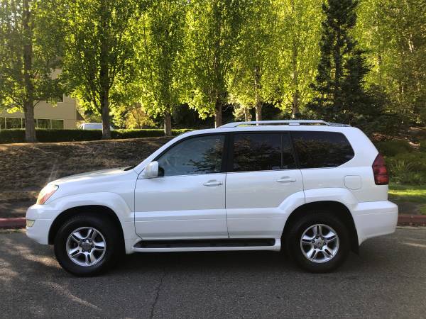 2005 Lexus GX470 4WD --Affordable Luxury, Third Row, Clean title-- -... for sale in Kirkland, WA – photo 8