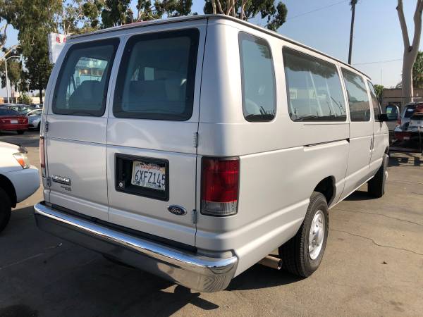 2009 Ford E350 Super Duty Passenger XLT Extended Van 3D LOW MILEAGE for sale in Rosemead, CA – photo 5