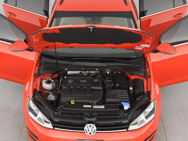 2015 VW Volkswagen Golf SportWagen TDI S Wagon 4D wagon RED - FINANCE for sale in Chicago, IL – photo 4