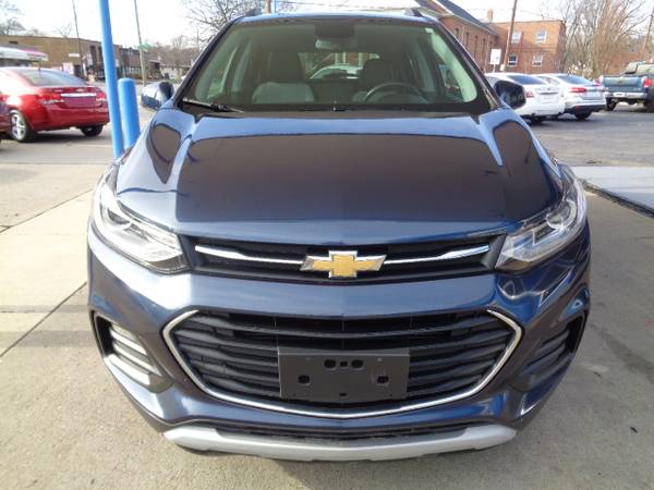 2019 Chevrolet Trax LT 13,000 Miles - 12 Months Warranty - cars &... for sale in Toledo, OH – photo 2