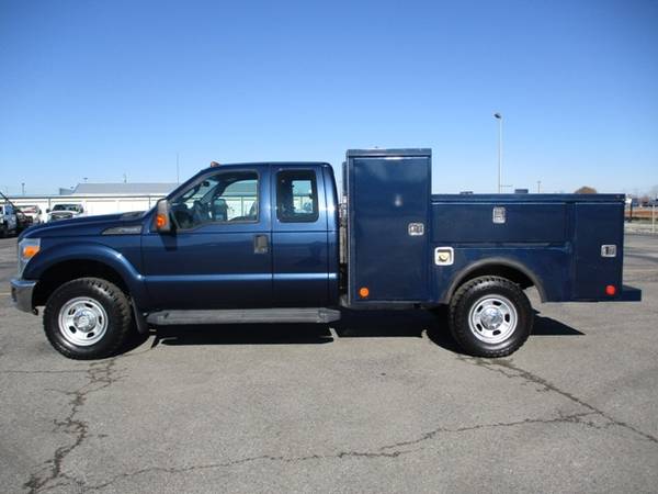 2013 Ford F350 XL Extended Cab 4wd Utility Bed - cars & trucks - by... for sale in Lawrenceburg, TN – photo 4