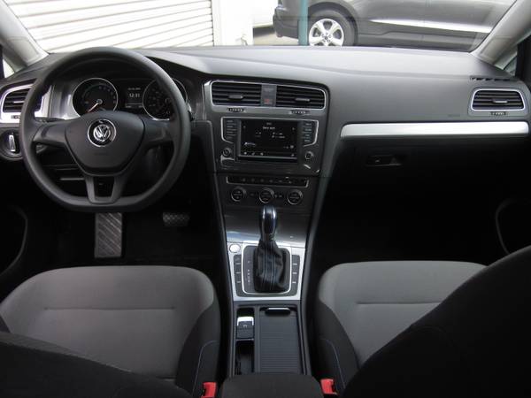 2016 VW e-Golf, Only 17k Mi, Heated Seats, Factory Warranty, Carfax for sale in Fresno, OR – photo 12