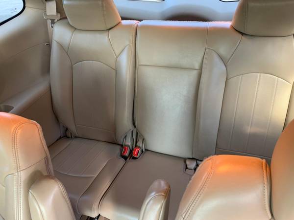 2009 BUICK ENCLAVE 3ROW LEATHER NAVI CALL ME - cars & trucks - by... for sale in Miramar, FL – photo 6