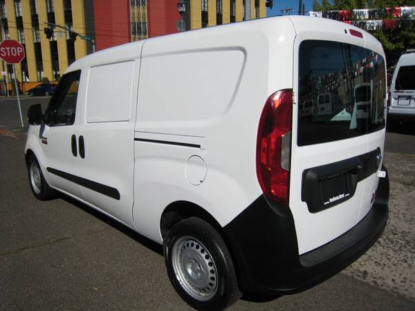2016 RAM PROMASTER CITY TRADESMAN CARGO VAN*LOW MILES* - cars &... for sale in Portland, OR – photo 3