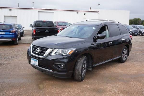 2017 Nissan Pathfinder SL for sale in Lakeville, MN – photo 12