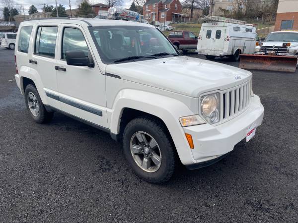 2008 Jeep Liberty for sale in Allentown, PA – photo 3