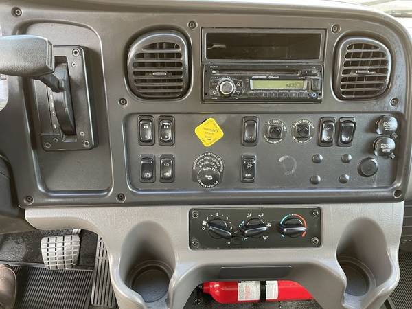 2016 Freightliner M2 106 - - by dealer - vehicle for sale in Fairfield, AZ – photo 11