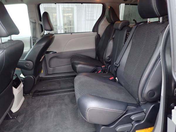 2013 Toyota Sienna SE FWD Mini-van, Passenger for sale in La Vista, NE – photo 10