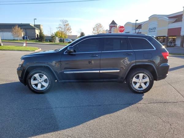 2011 Jeep Grand Cherokee Laredo suv Gray - - by dealer for sale in State College, PA – photo 5