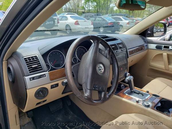 2008 Volkswagen Touareg 2 4dr V6 Gray - - by for sale in Woodbridge, District Of Columbia – photo 9