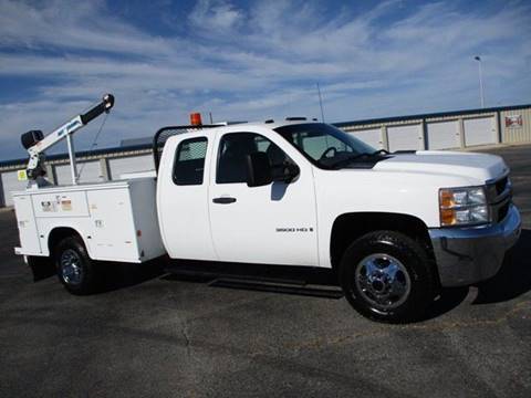 HUGE SELECTION OF WORK AND UTILITY TRUCKS! - - by for sale in Lawrenceburg, CT – photo 4