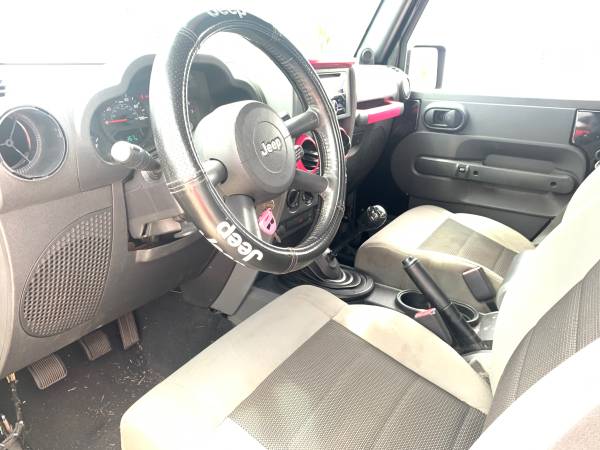 09 Jeep Wrangler Limited. Manuel for sale in hawaii, HI – photo 2