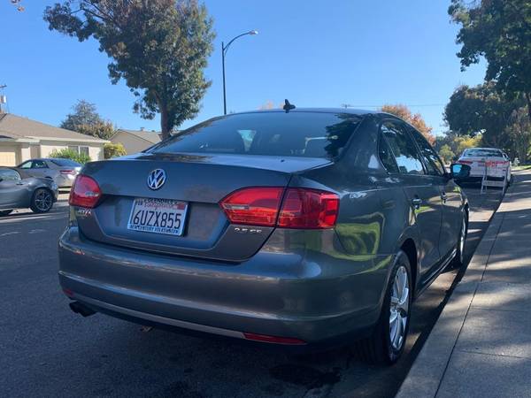 2012 Volkswagen Jetta 2.5 SE - cars & trucks - by owner - vehicle... for sale in Mountain View, CA – photo 3