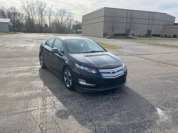 2013 Chevrolet Volt Premium NO ACCIDENTS - cars & trucks - by dealer... for sale in Grand Blanc, MI – photo 3