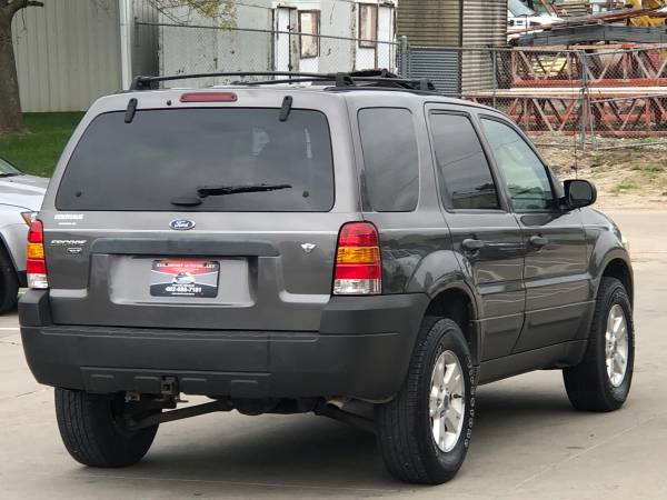 2006 FORD ESCAPE. 4X4.ONLY 136K.RUNS GREAT.FINANCING for sale in Omaha, NE – photo 7