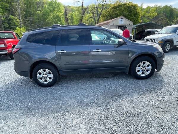 2014 Chevy Traverse LS 3rd Row Very Nice! - - by for sale in Marion, NC – photo 3