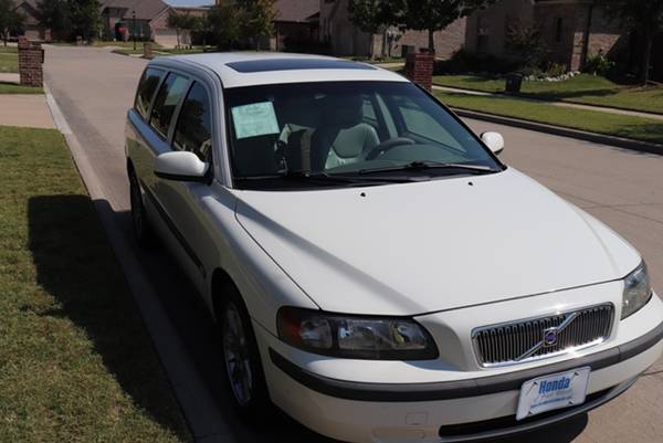 *** Volvo V70 *** - cars & trucks - by owner - vehicle automotive sale for sale in Frisco, TX – photo 2