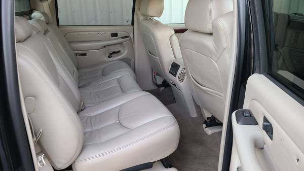 2005 Cadillac Escalade EXT 6 0L AWD, 228k mi, Trades Welcome - cars for sale in Carmel, IN – photo 7