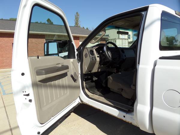 2009 Ford F250 Super Duty Regular Cab XL Pickup 2D 8ft! for sale in DeSoto, NY – photo 15