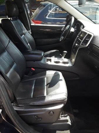 2011 Jeep Grand Cherokee Laredo 4WD LOWEST PRICES AROUND! for sale in Brooklyn, NY – photo 8