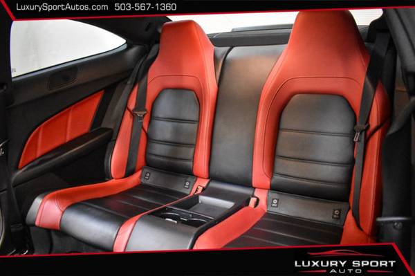 2012 *Mercedes-Benz* *C-Class* *C63 AMG 550HP Coupe Vor for sale in Tigard, OR – photo 9
