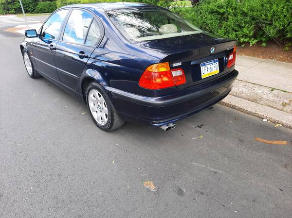 2001 BMW E46 325xi AWD Runs Great, Clean 2 5l V6 Automatic - cars & for sale in Philadelphia, PA – photo 4