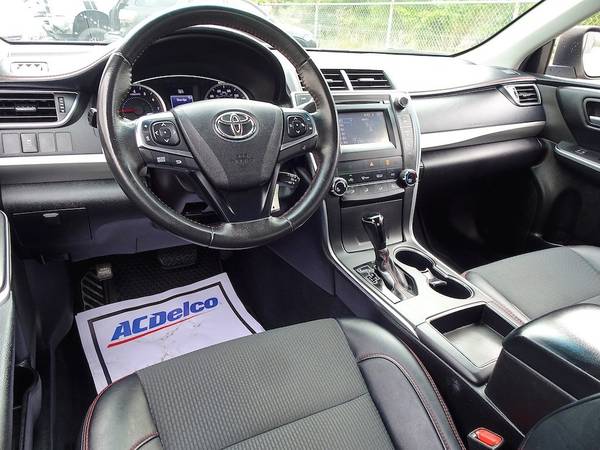 Toyota Camry SE Bluetooth Rear Camera Leather Package Low Miles NICE for sale in eastern NC, NC – photo 9