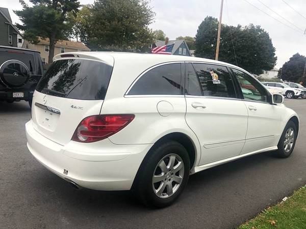 2007 Mercedes-Benz R-Class R 350 AWD 4MATIC 4dr Wagon * We Finance... for sale in Malden, MA – photo 5