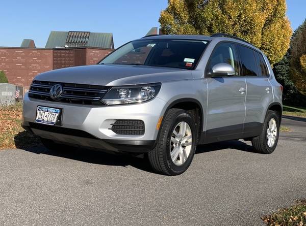 Low Mileage (42K) '15 VW Tiguan - cars & trucks - by owner - vehicle... for sale in Syracuse, NY