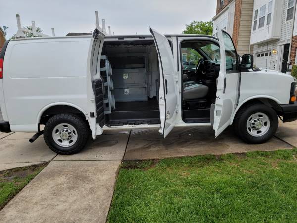 2012 CHEVY EXPRESS 6 OL WITH BACK UP CAMERA - - by for sale in Bowie, MD – photo 11