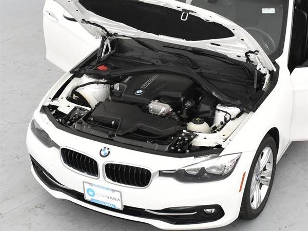 2016 BMW 3 Series 328i Sedan 4D sedan Off white - FINANCE ONLINE for sale in Detroit, MI – photo 4
