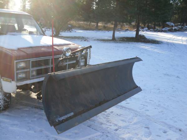 GMC Jimmy 1983 4X4 and plow - cars & trucks - by owner - vehicle... for sale in Chattaroy, WA – photo 8