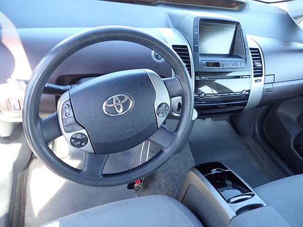 2005 Toyota Prius 5DR HB Buy Here Pay Here - cars & trucks - by... for sale in Yakima, WA – photo 9