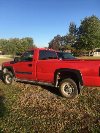 2004 CHEVY 2500 LWB RWD for sale in Topeka, KS – photo 2