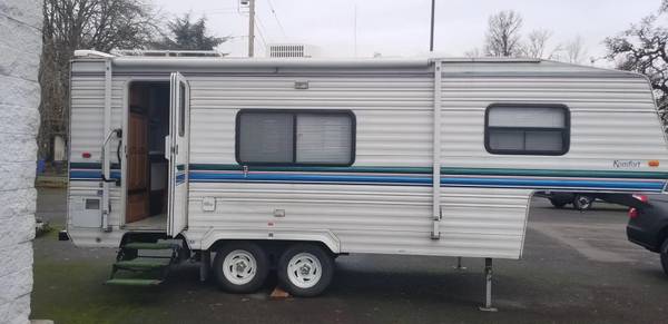 2001 Used Komfort 5TH Wheel for sale in Keizer , OR – photo 5